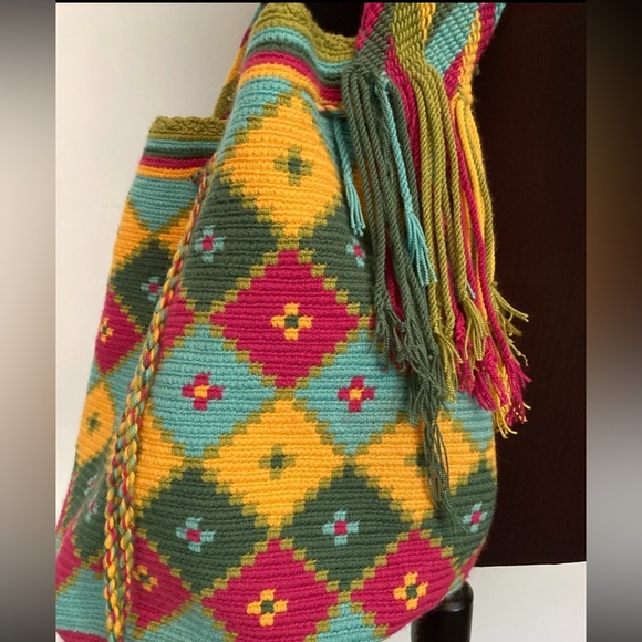 Wayuu Mochila Colombia Crossbody Bucket Bag Embroidered Crocheted Purse Tassels - Picture 7 of 9